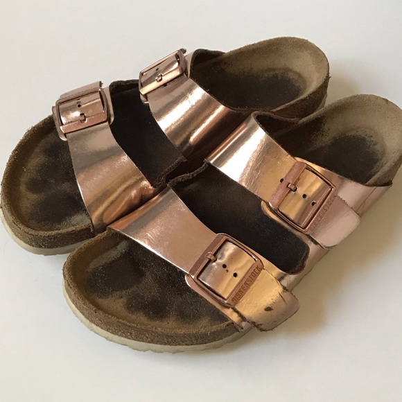 Birkenstock Shoes - Rose gold Birkenstock slides size 39 8-8 1/2